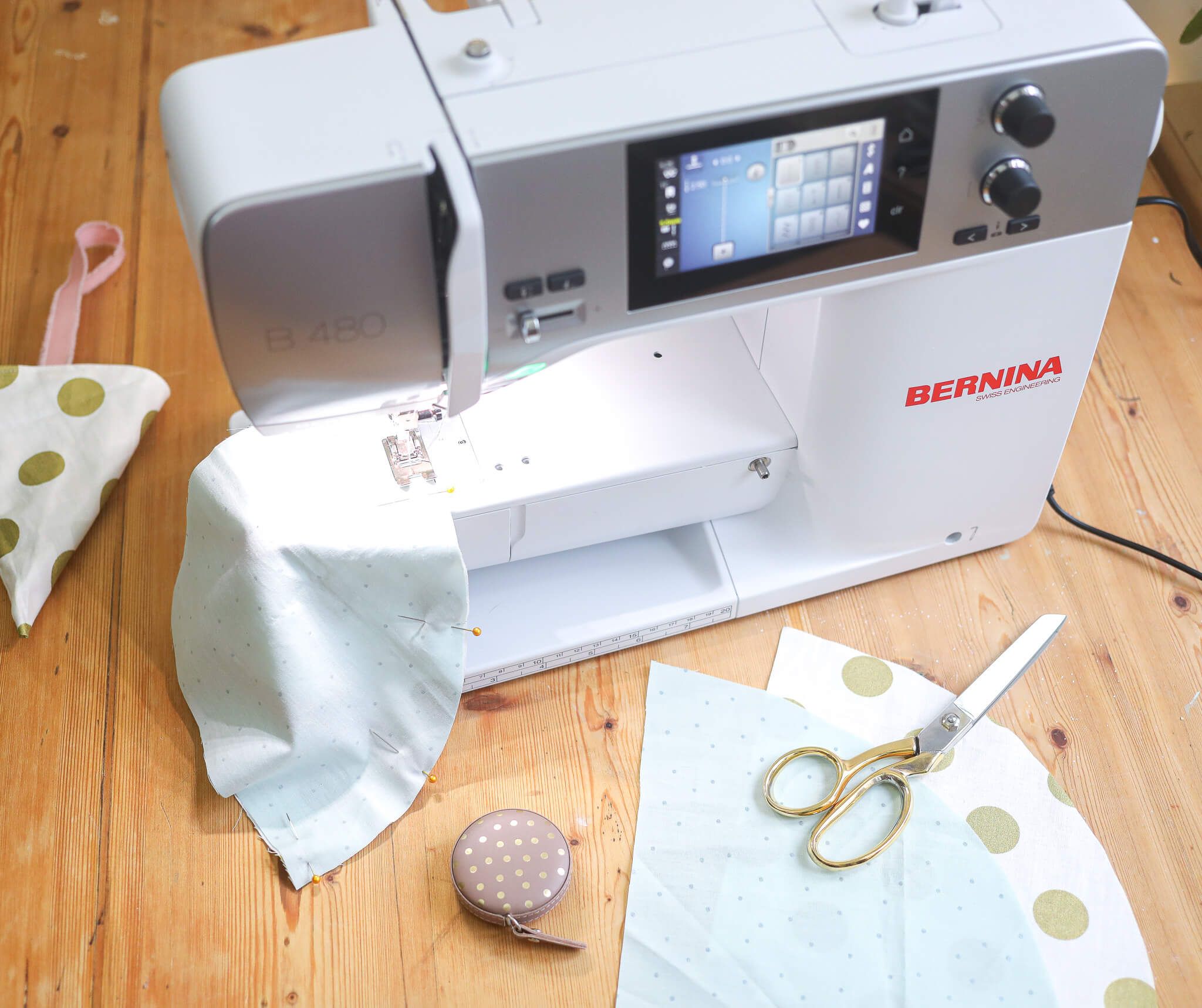 Spitztüten aus Stoff nähen für kleine Geschenke