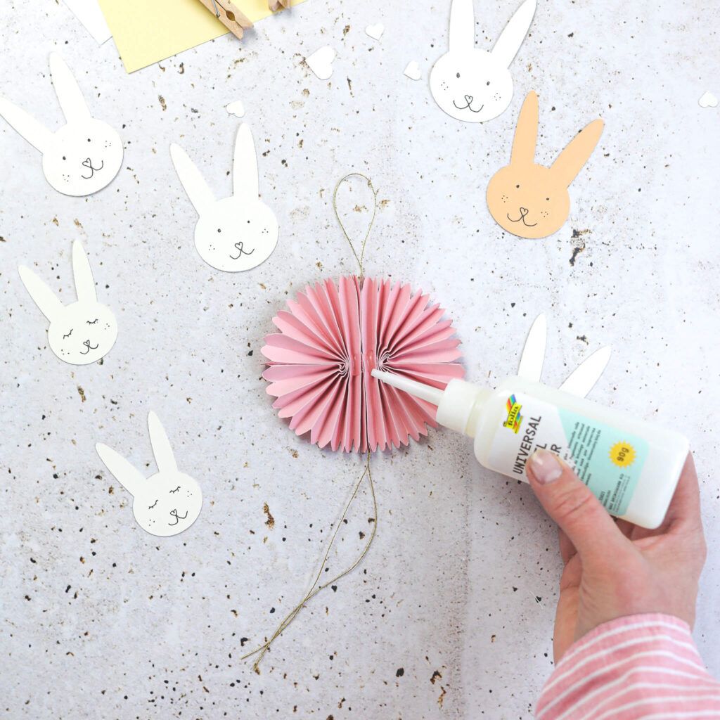 Osterhasen aus Papier basteln