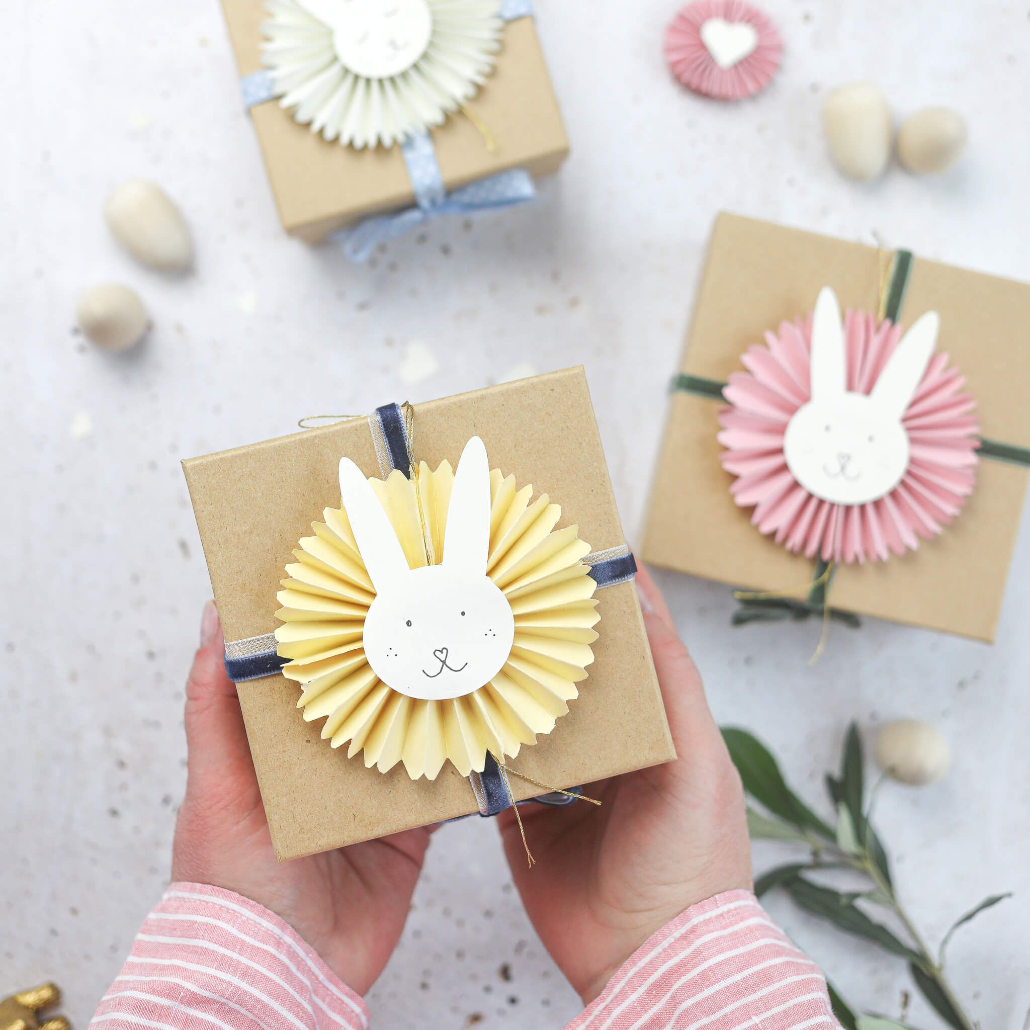 Osterhasen aus Papier als Anhänger und zum Verschenken | Mrs Greenhouse