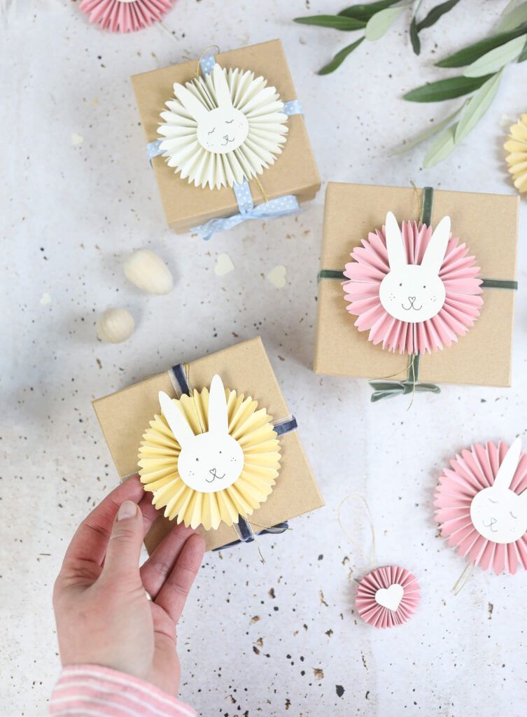 Osterhasen aus Papier basteln