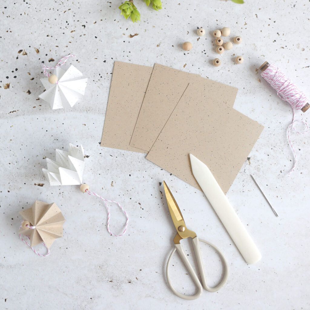 Papier für Origamiblumen