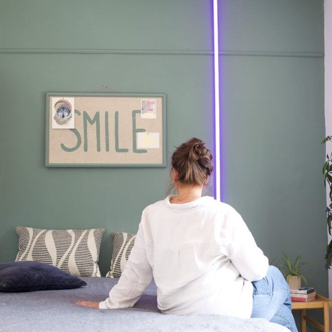 Wandgestaltung mit Licht- und Dekorleisten