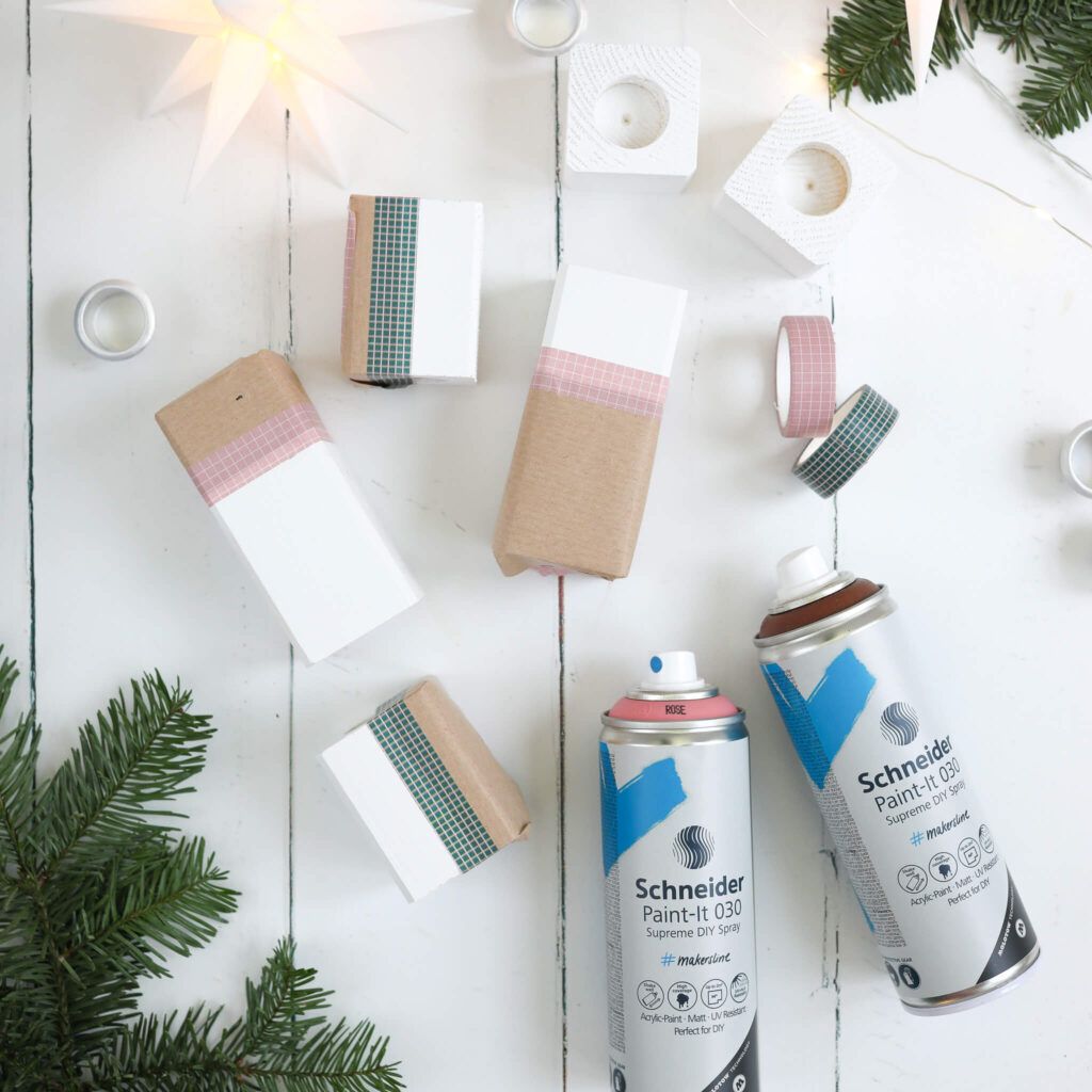 Kerzenleuchter aus Holz mit Spray einfärben