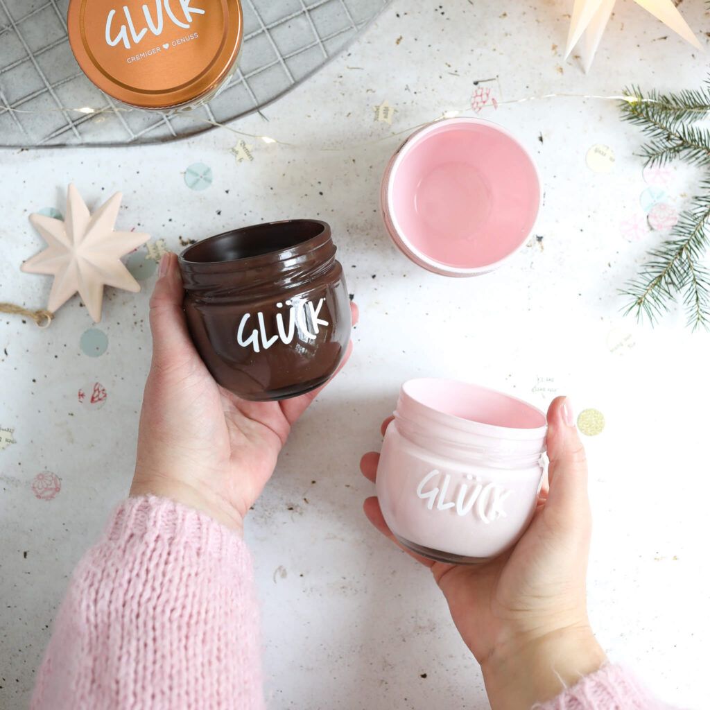 Glück Gläser mit Lackspray besprühen