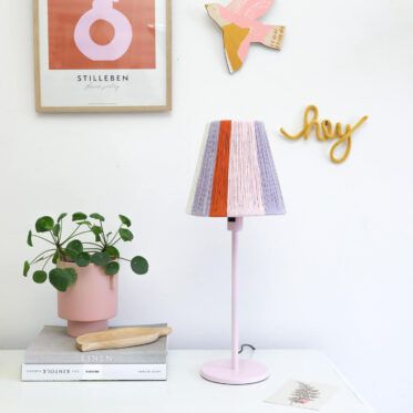 Lampenschirm mit Wolle umwickeln Diy Upcycling Mrs Greenhouse