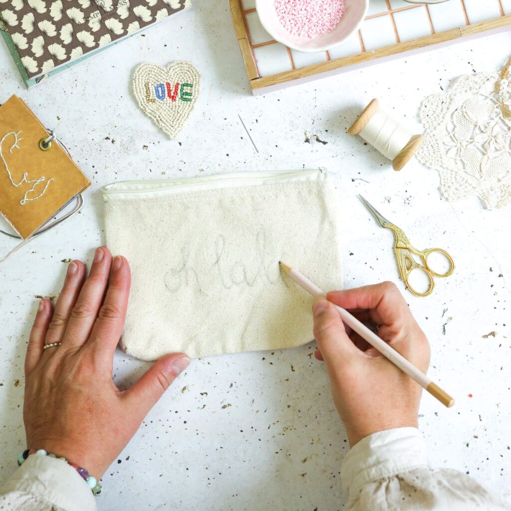 Motiv auf Tasche übertragen Perlenstickerei 