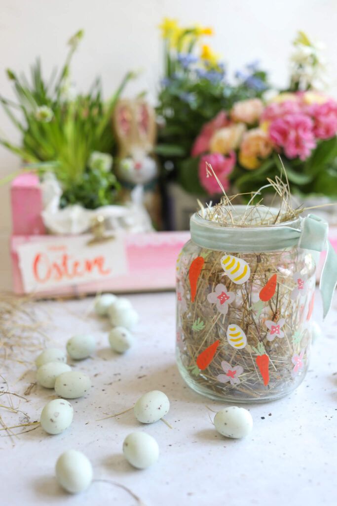 bemalte Gläser als DIY Ostergeschenk 