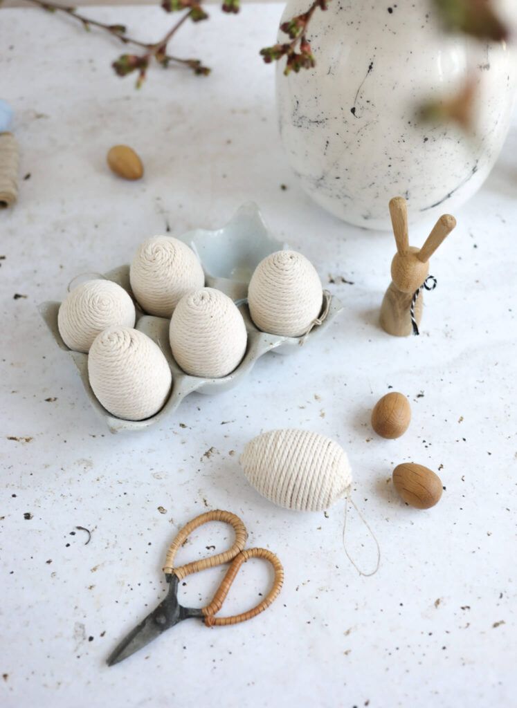 Ostereier mit Garn umwickeln ohne Kleber DIY