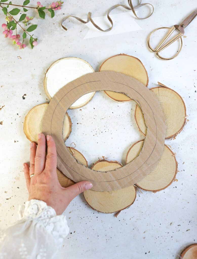DIY Herbstdeko aus Holzscheiben